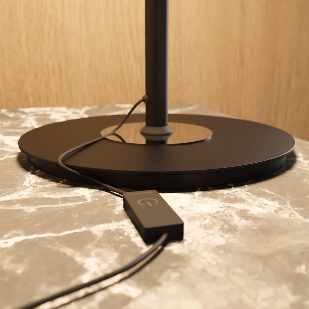 Nova - Nowoczesna lampa stołowa ze szkła