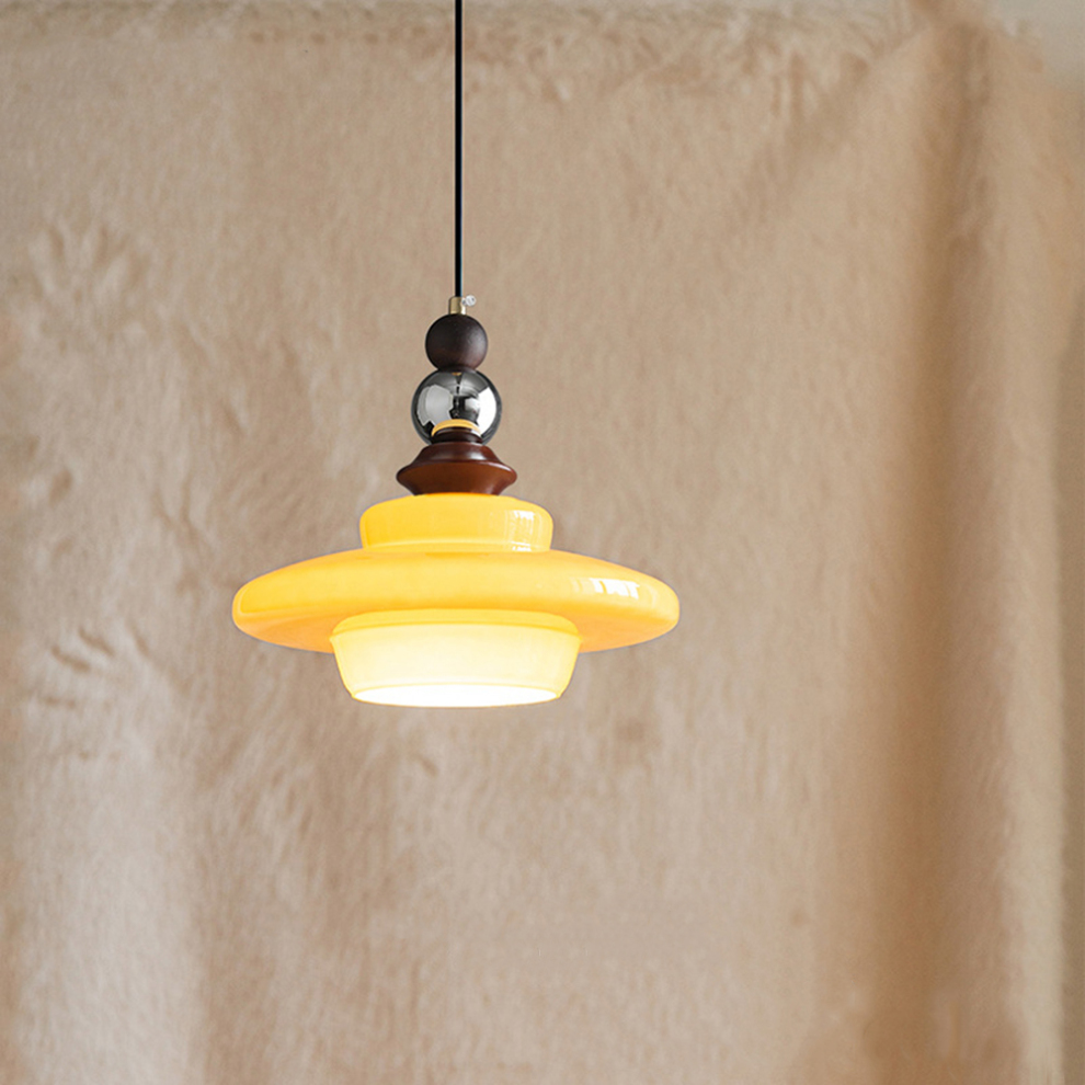 CASTELLA Lampa wisząca – średniowieczny design z beżowym szklanym kloszem i drewnianymi akcentami