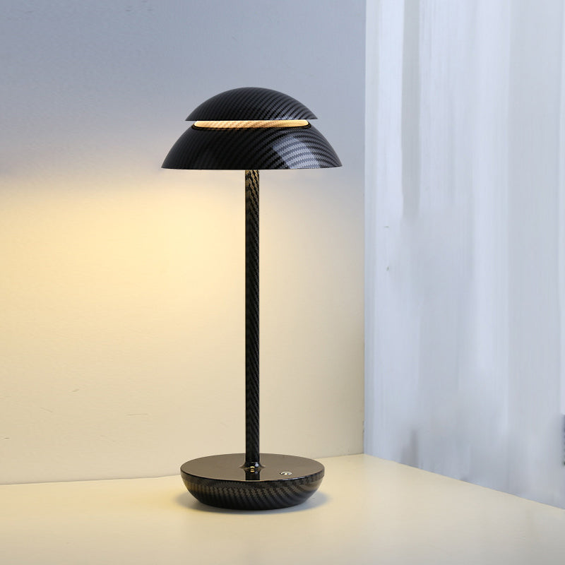 Nebula | Elegante Lampada da Tavolo LED Senza Fili