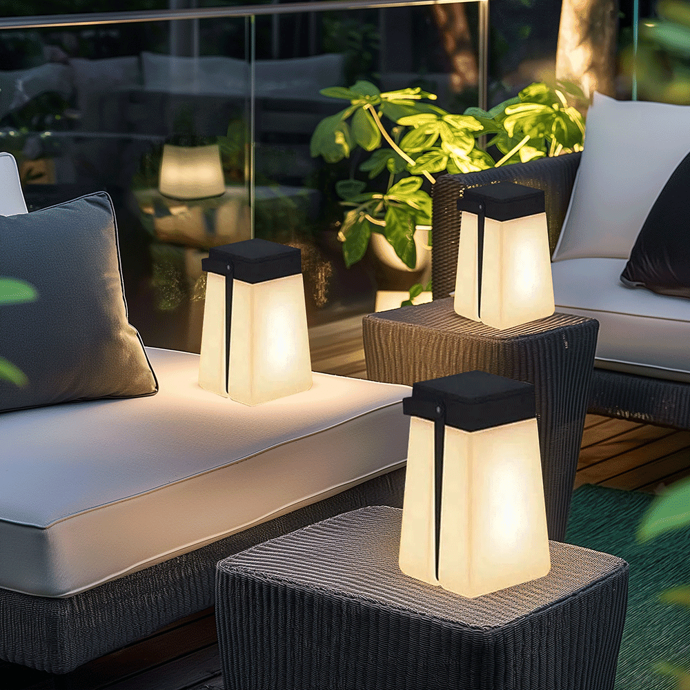 SAVANNIA | Lampada Solare da Esterno – Lampada da Giardino LED in Stile Scandinavo – Resistente alle Intemperie – Alluminio Nero Opaco – Design Nordico