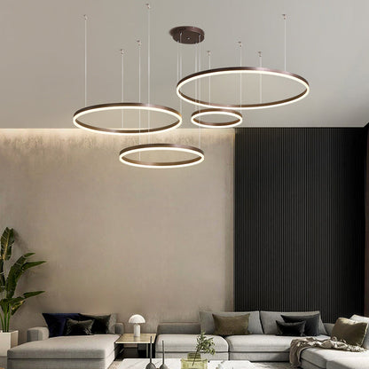 LunaGlow – Elegante Lampadario Circolare in Metallo