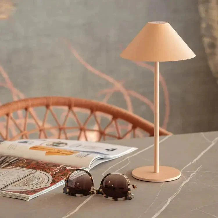 NovaGlow  - Bezprzewodowa wodoodporna lampka stołowa