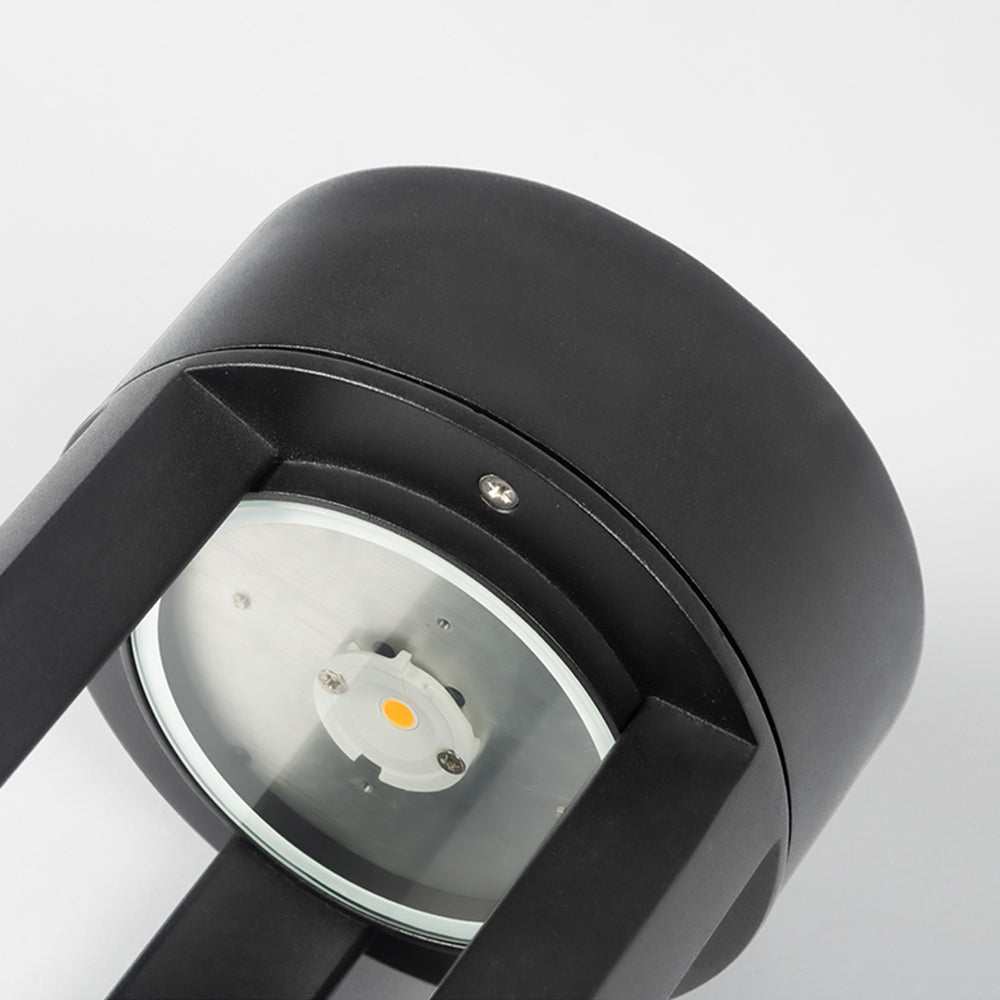 Aria Pillar | Illuminazione di lusso per sentieri da giardino