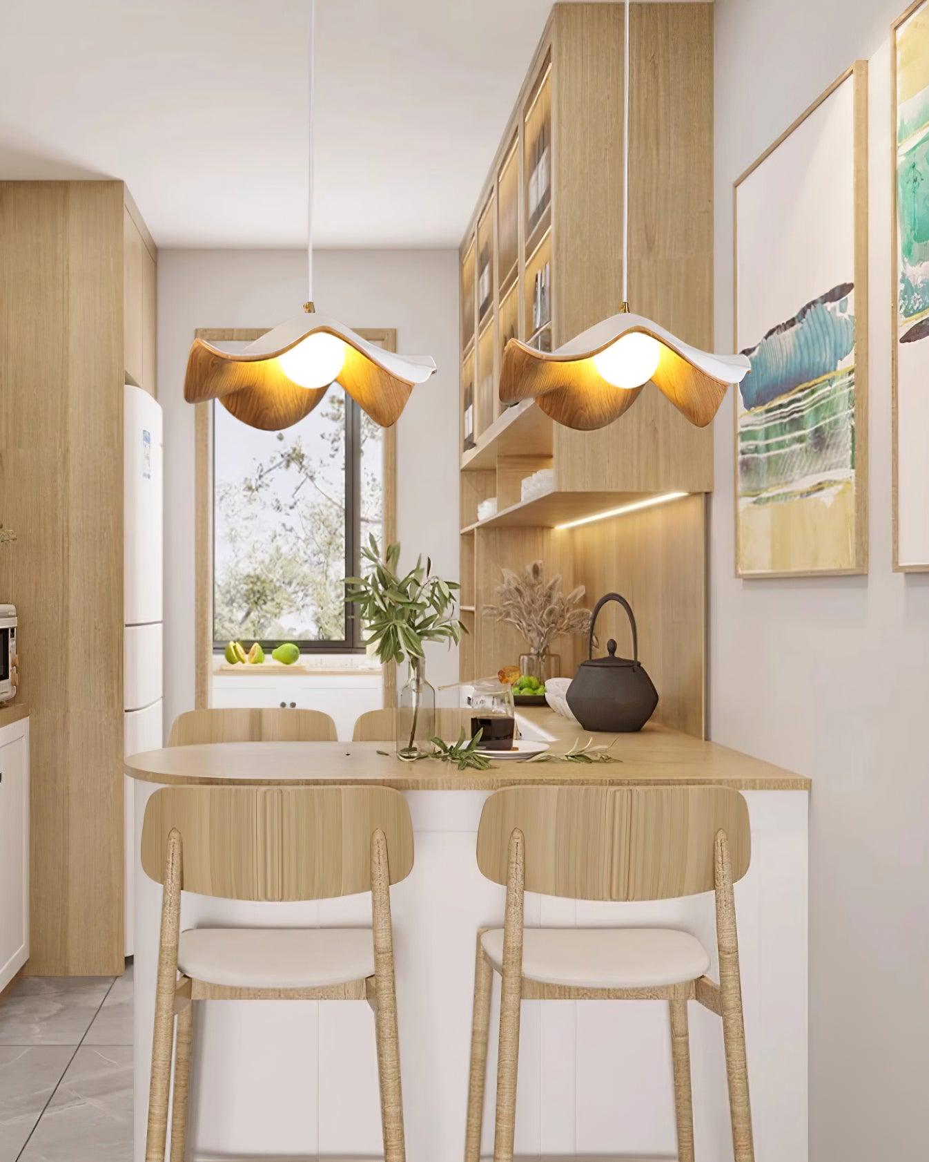 ElementBois - Lampa wisząca z żywicy Lotus Lampa sufitowa