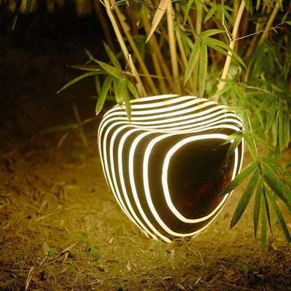 Nivora | Creatieve Steen Tuinlamp