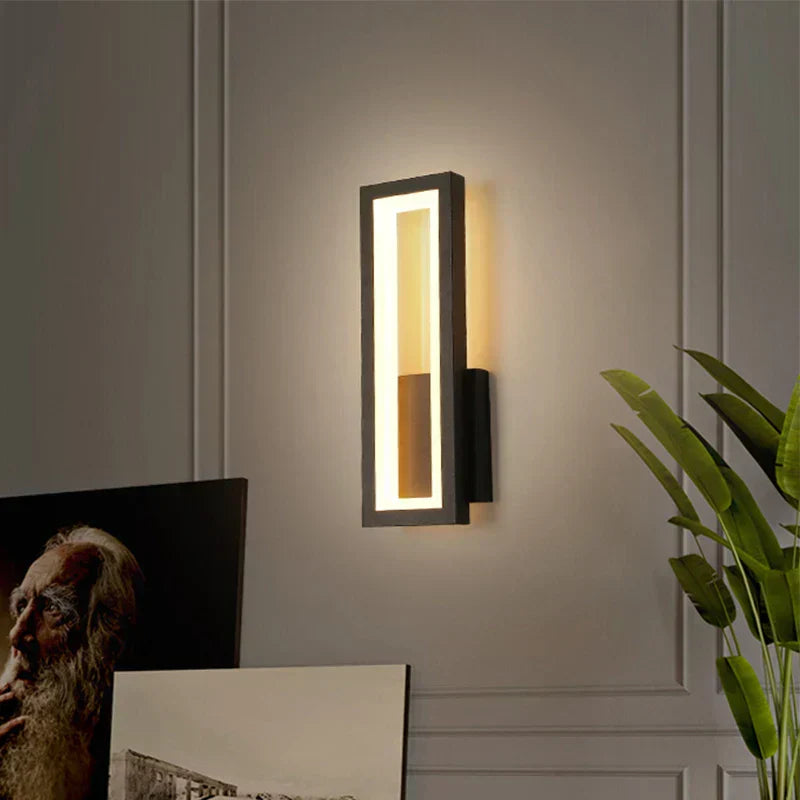 NovaSphere – Lampada da parete LED moderna dal design minimalista