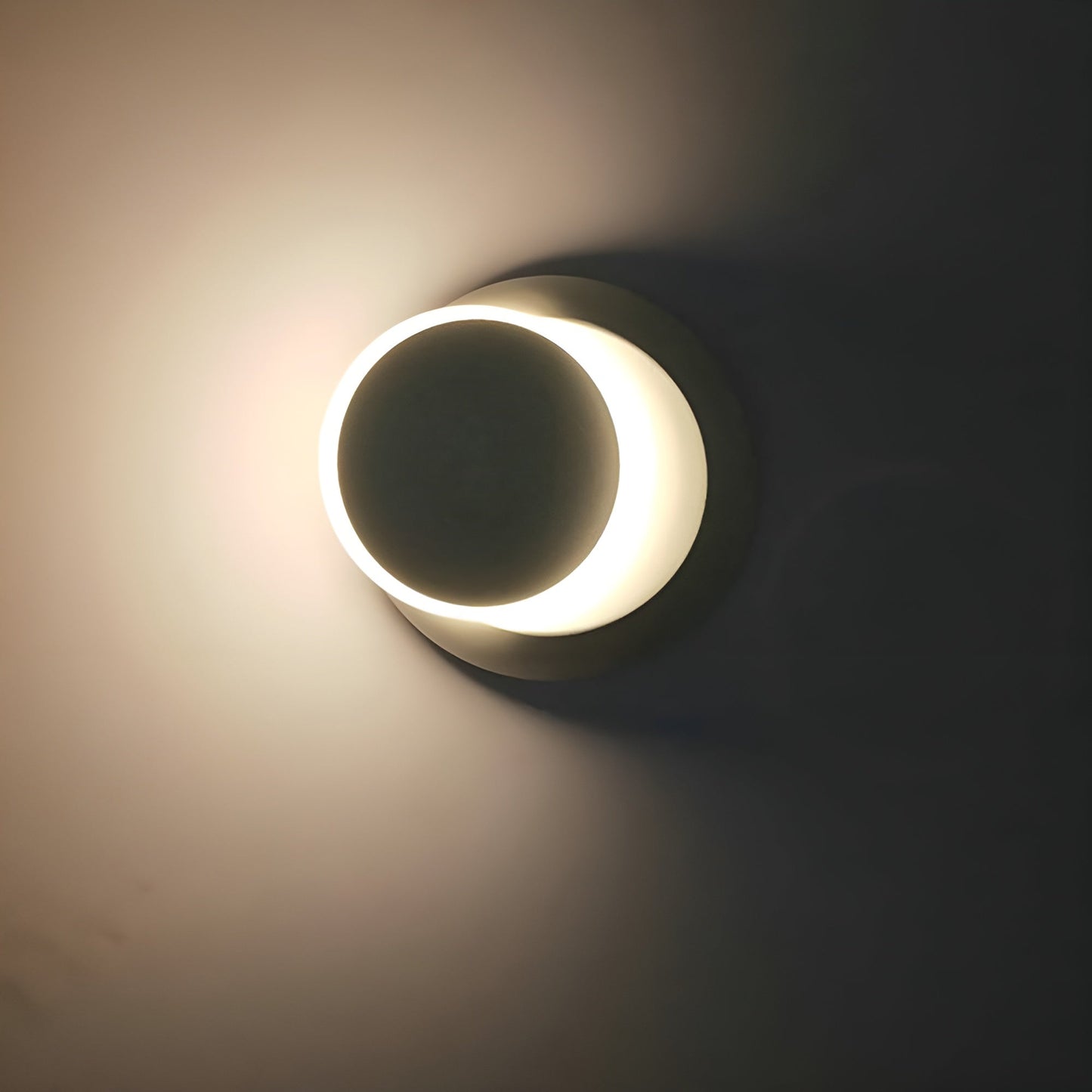 Verto | Lampada da parete moderna orientabile