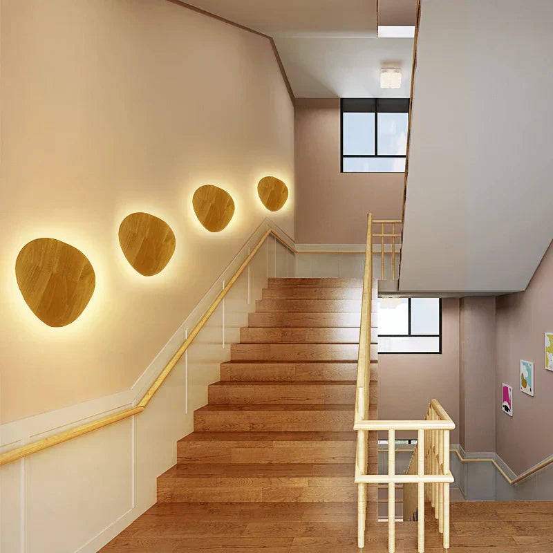 LuxeRadiant - Skandynawska Drewniana Lampa Ścienna