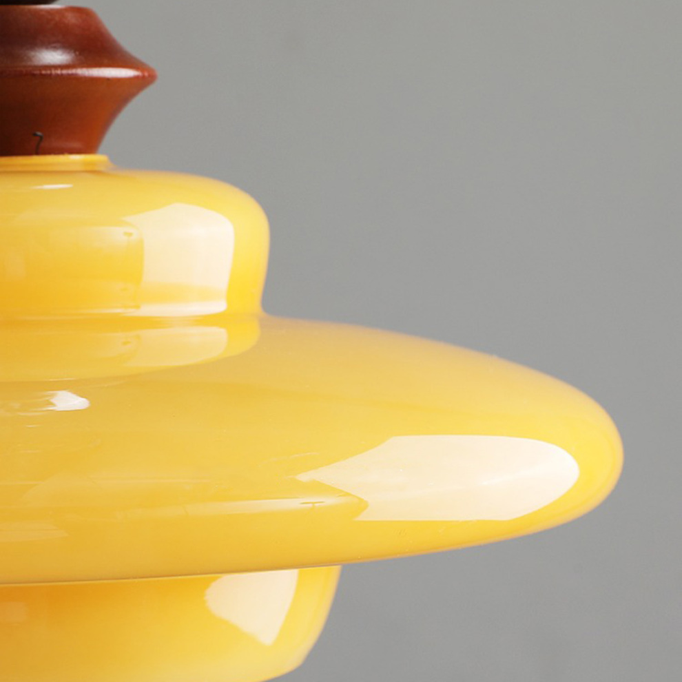 CASTELLA Lampa wisząca – średniowieczny design z beżowym szklanym kloszem i drewnianymi akcentami