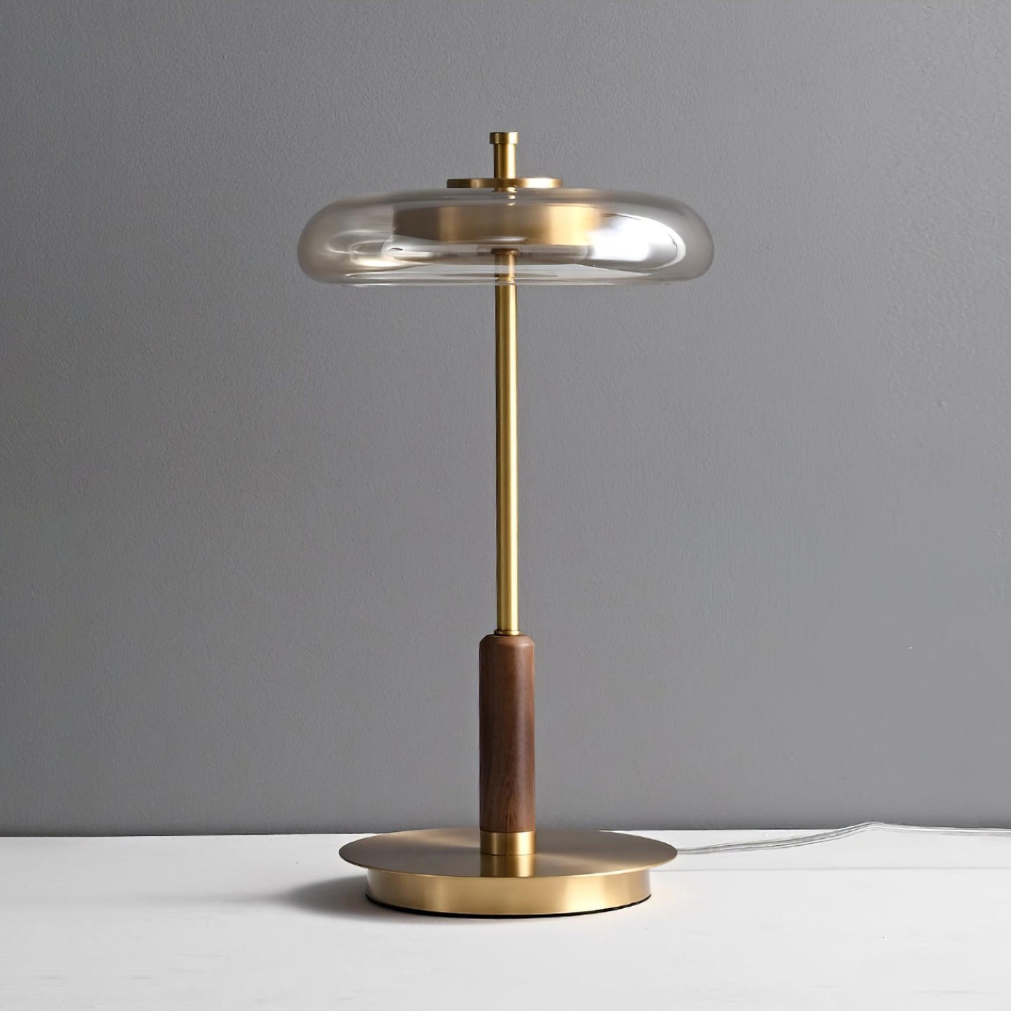 Rayvora | Lampada da Tavolo Elegante e Moderna