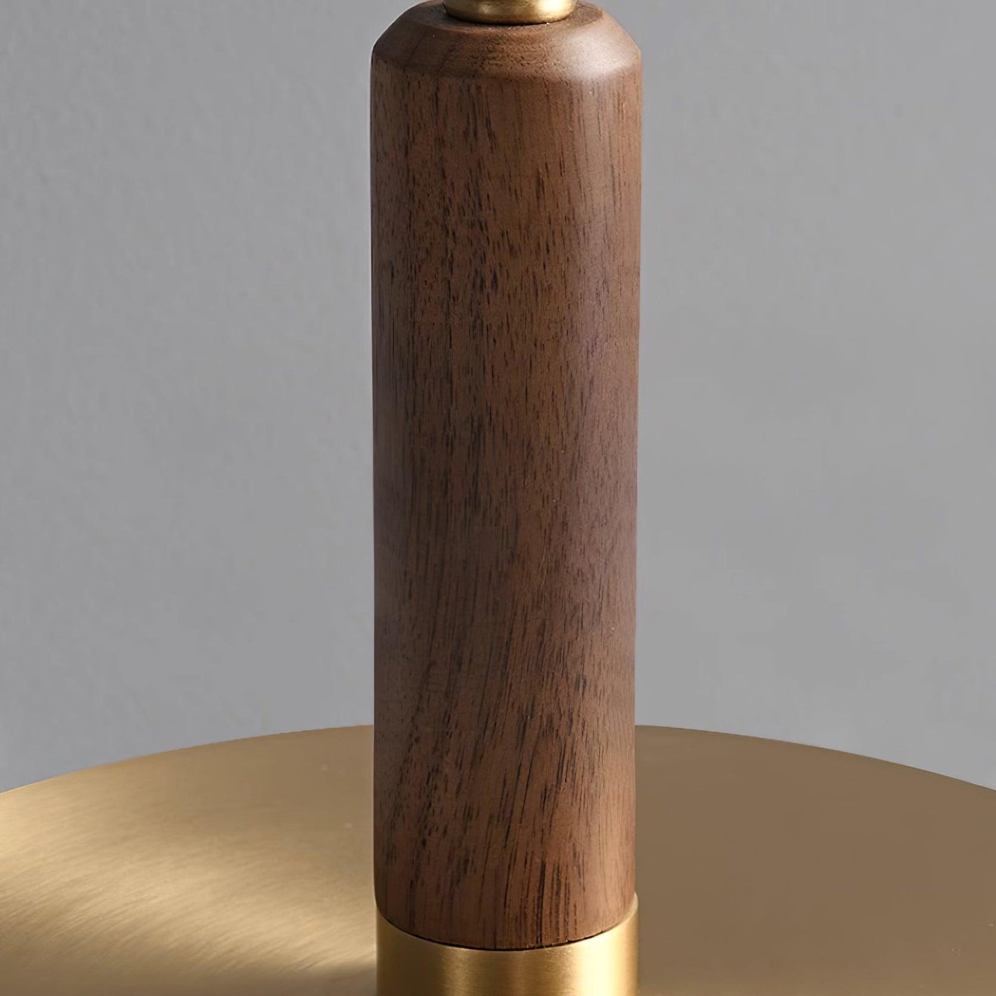 Rayvora | Lampada da Tavolo Elegante e Moderna