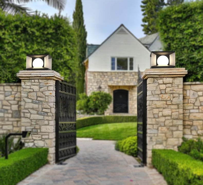 Arvella | Lampada Solare Ambientale con Sensore – IP65 Resistente alle Intemperie – Illuminazione Esterna a LED