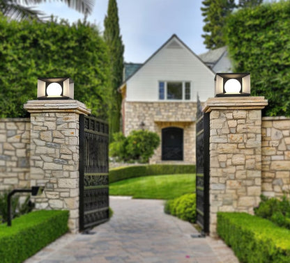 Arvella | Lampada Solare Ambientale con Sensore – IP65 Resistente alle Intemperie – Illuminazione Esterna a LED