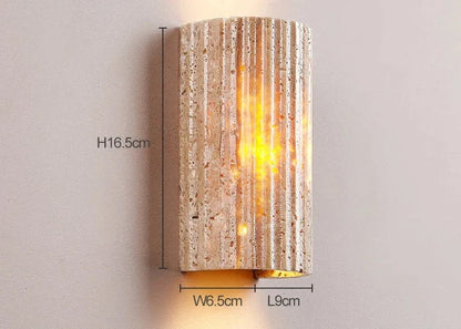 Soma | Lampada da parete esterna minimalista in travertino