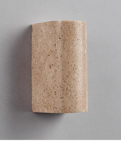 Soma | Lampada da parete esterna minimalista in travertino