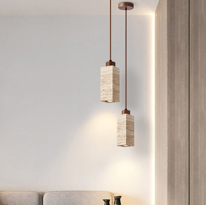 Wisiorek z marmuru Wabi-Sabi