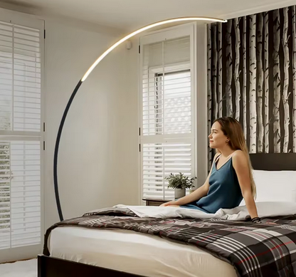 Lampada da terra design dimmerabile LUMORA con luce LED calda (2700K)