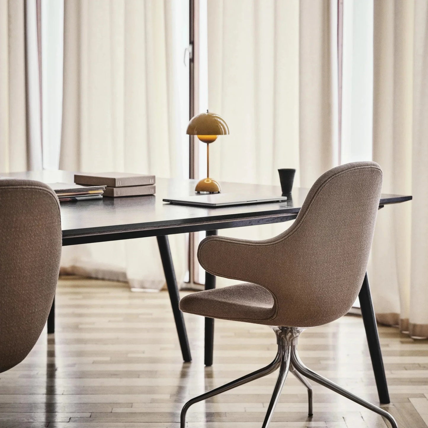 LumoGlow | Lampada da Tavolo LED Portatile con Bagliore Caldo