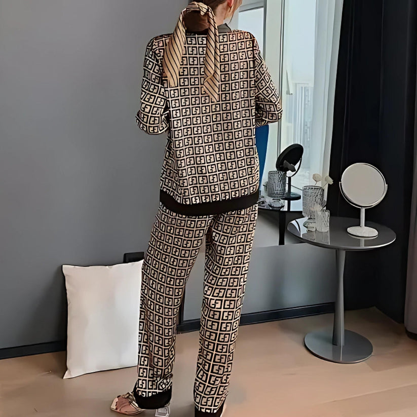 Liselle - Set Pigiama in Raso Geometrico Elegante