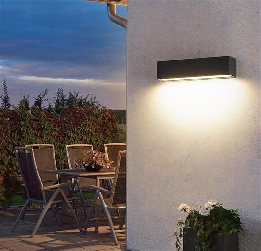 ALVARIX Lampa ścienna – Nowoczesna lampa LED na zewnątrz – IP65 – W 3 rozmiarach – Aluminium i szkło hartowane