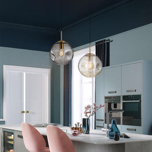 BolSphere - Elegante lampada a sospensione con globo di vetro